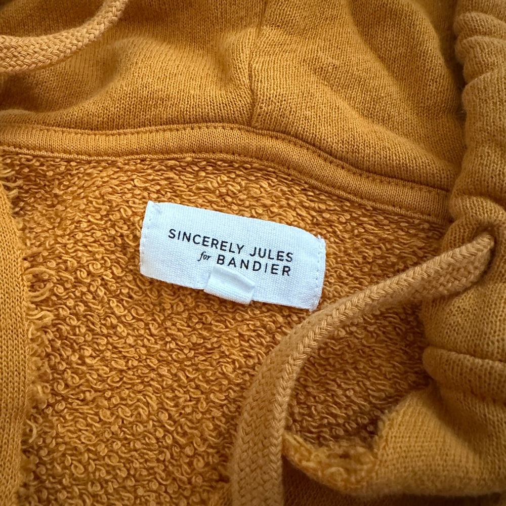 Sweatsuit - Picture 2 of 3